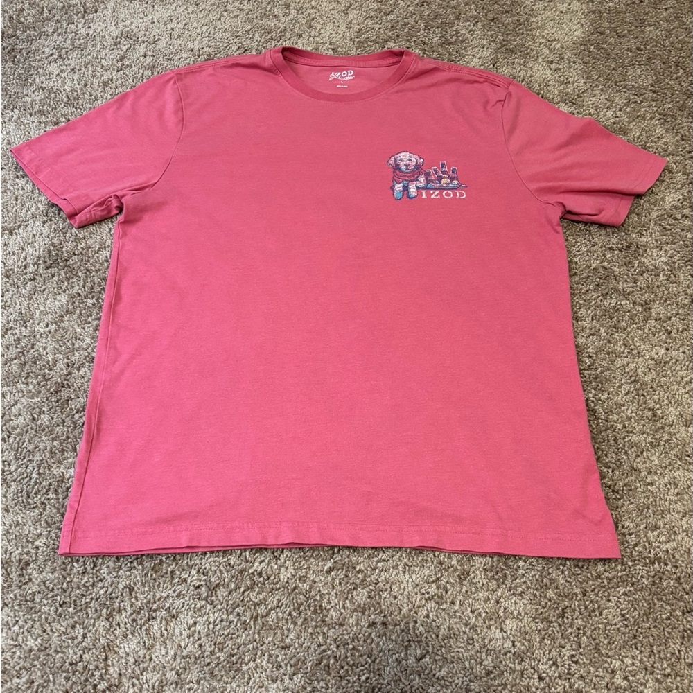 IZOD Men’s T-Shirt Beach Dog